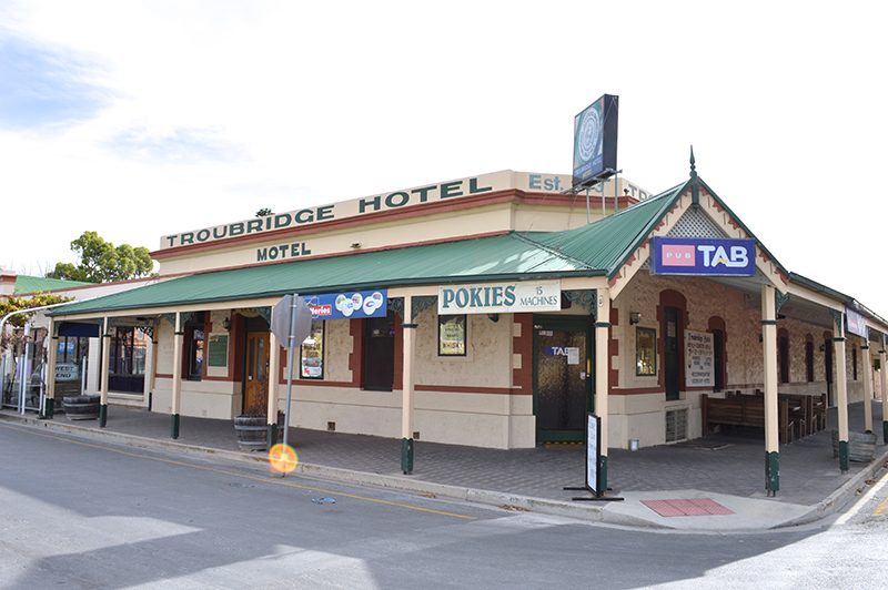Troubridge Hotel in Blanche St, Edithburgh SA 5583